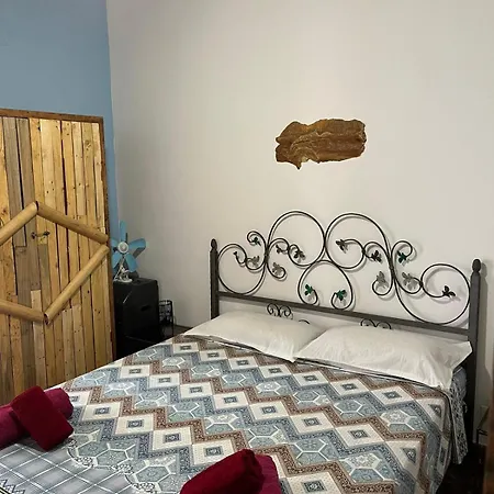 Apartment Casa Di Dalila 2 *